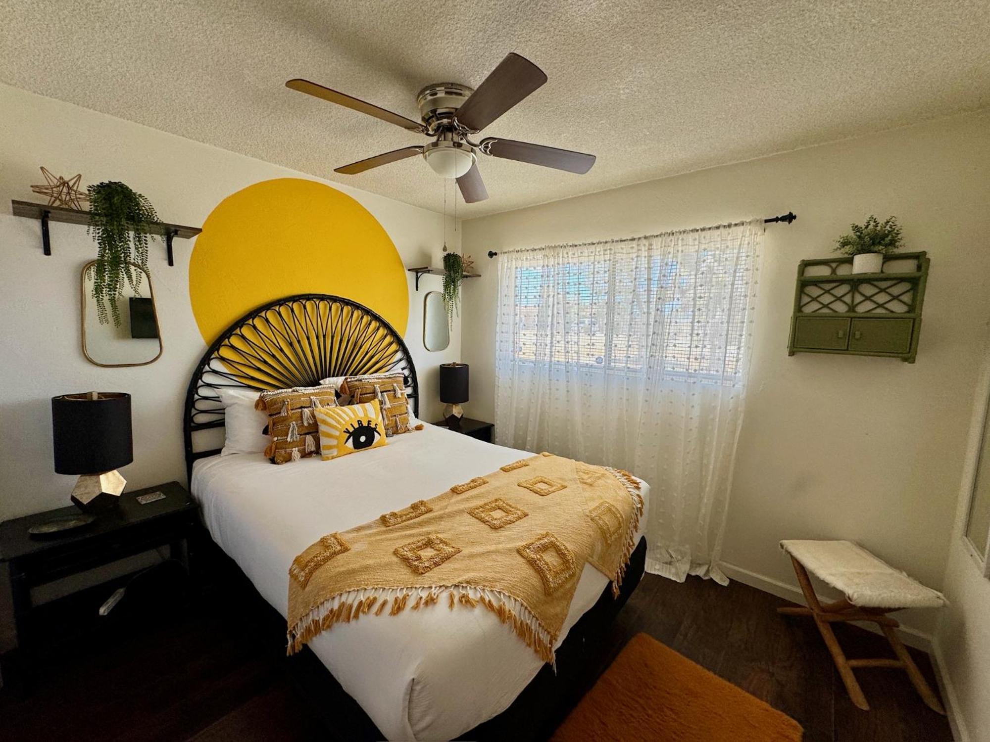 Mid-century Modern W/pool & Hot Tub Casa vacanze Yucca Valley